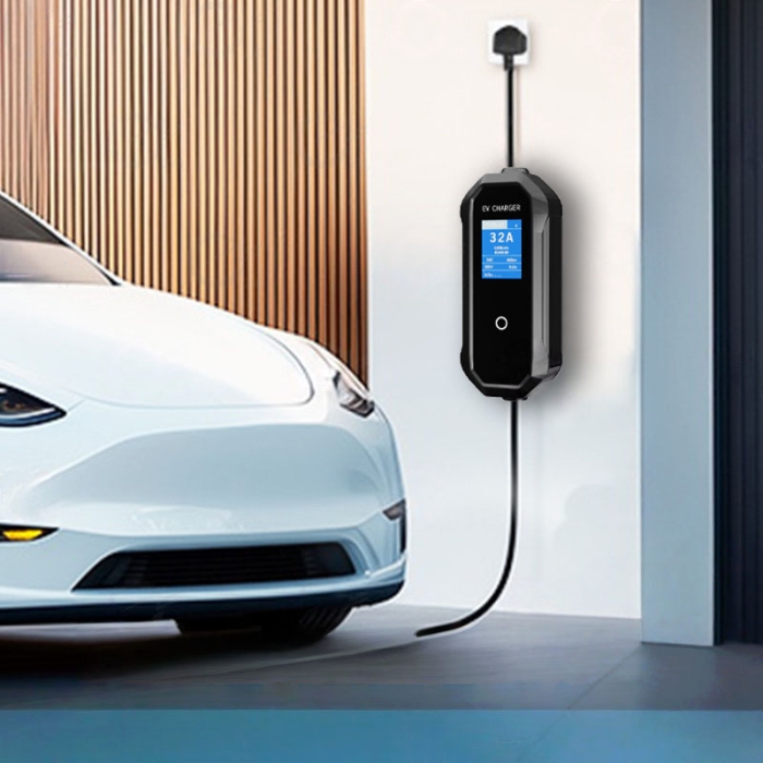 7kw 32A Home Commercial EV Charger With 2.8 Inch LCD Display Type1 Type2 GB/T Tesla